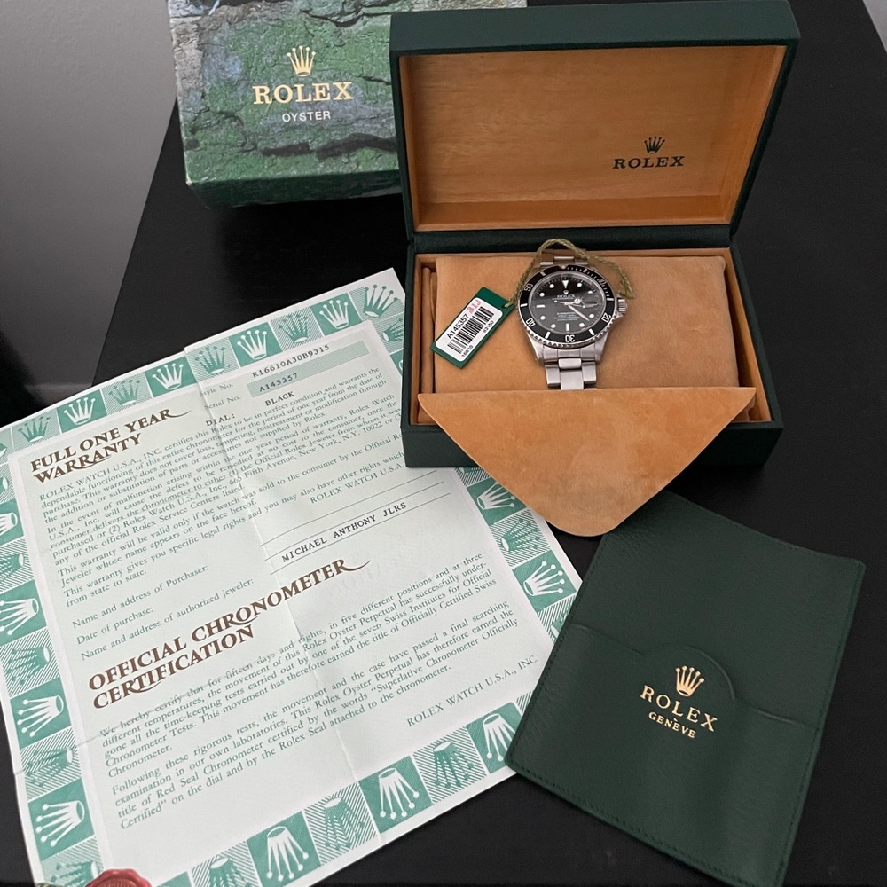 Rolex Submarine all complete with box and papers